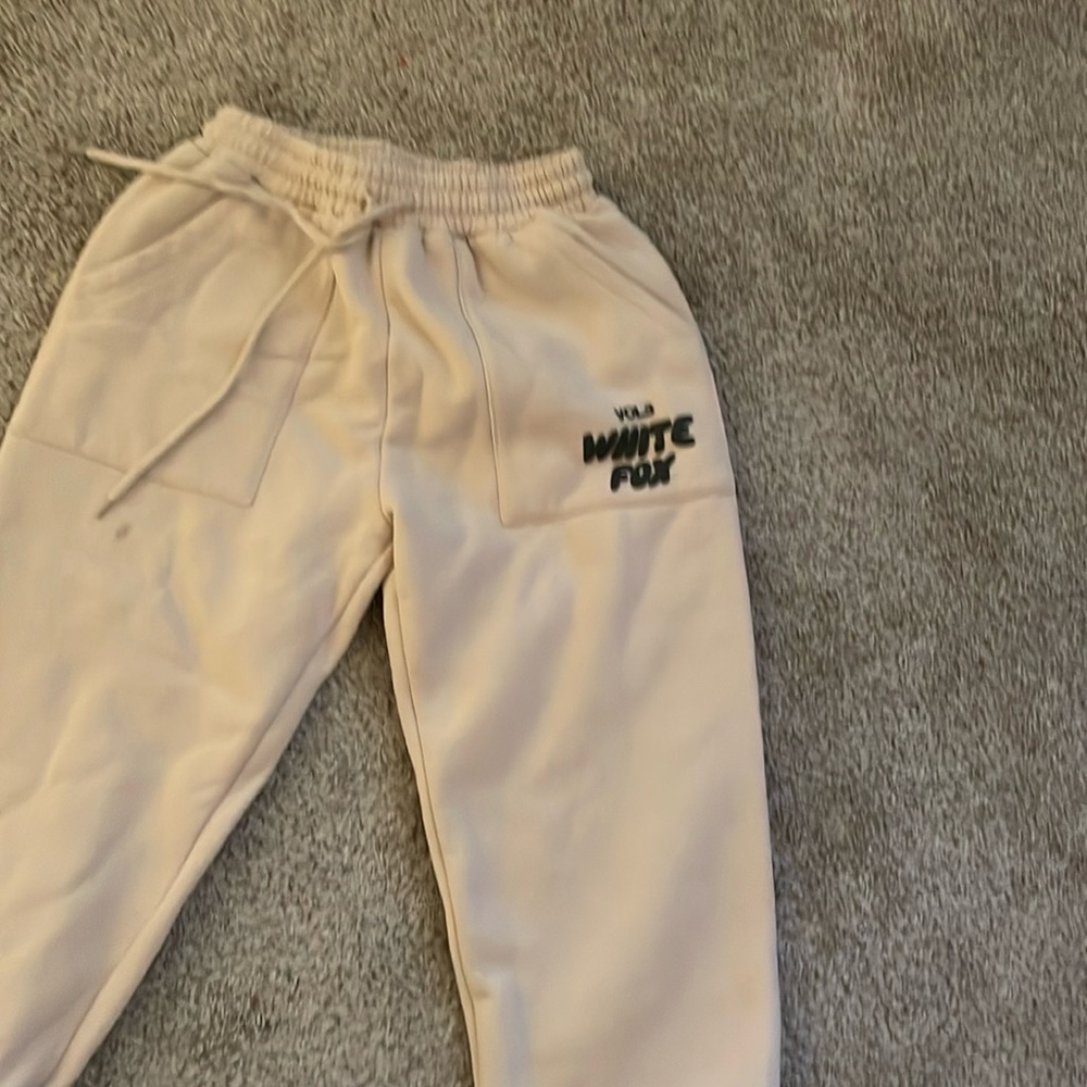 WHITE FOX OFFSTAGE SWEATPANTS XXS